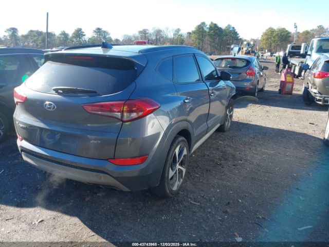 2018 HYUNDAI TUCSON KM8J3CA23JU805302 Photo 3