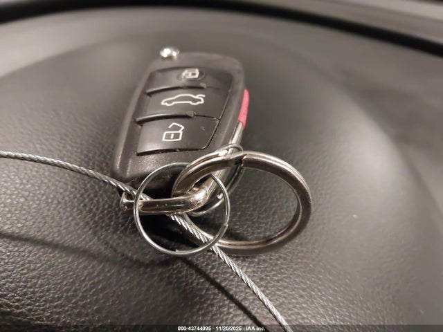 2018 AUDI Q3 WA1ECCFS9JR005437 Photo 10