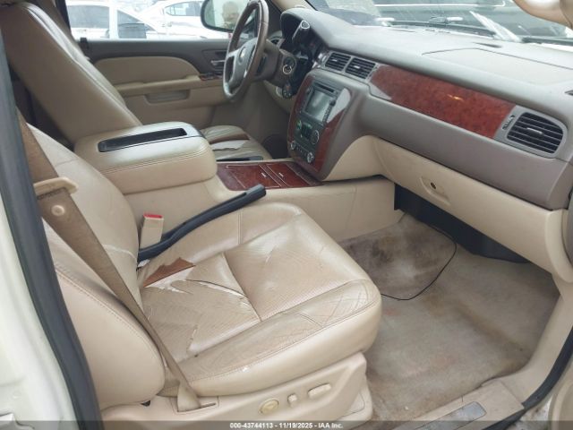 2011 CHEVROLET TAHOE 1GNSCCE05BR367234 Photo 4