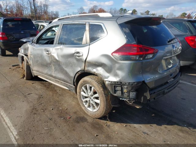 2018 NISSAN ROGUE JN8AT2MVXJW311757 Photo 2