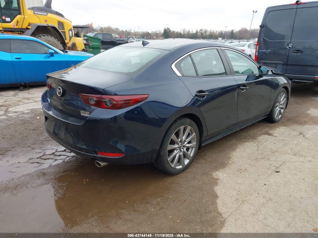 2020 MAZDA MAZDA3 3MZBPBDM1LM132549 Photo 3
