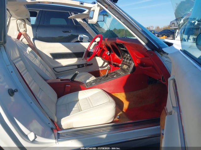 Продажа на аукционе авто 1977 Chevrolet Corvette, vin: 00001Z37L7S444689, номер лота: 43744160