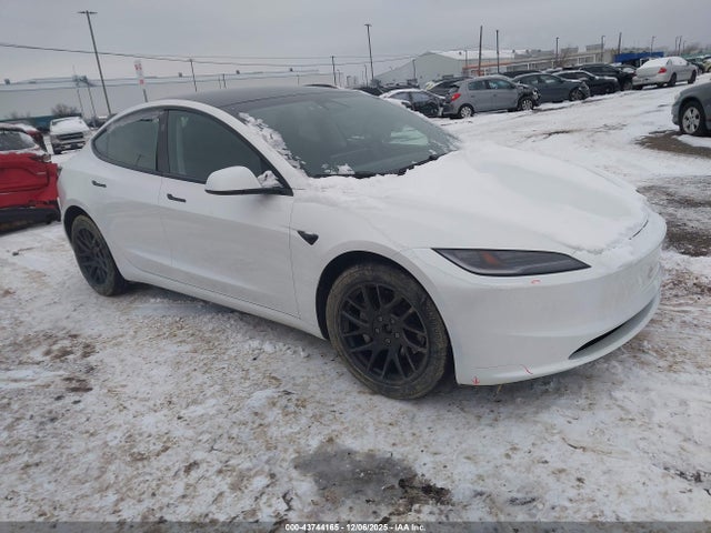 2025 TESLA MODEL 3 5YJ3E1EB6SF876848 Photo 0