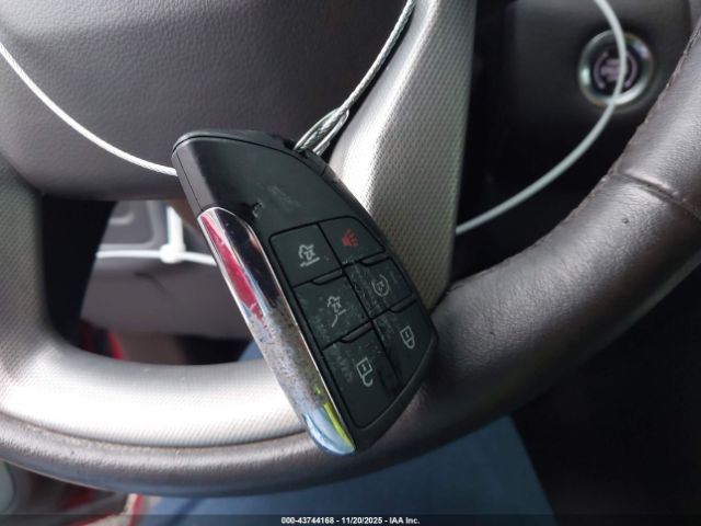 2021 GMC YUKON XL 1GKS2JKL8MR201361 Photo 10