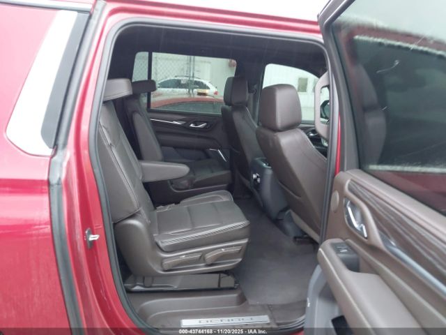 2021 GMC YUKON XL 1GKS2JKL8MR201361 Photo 7