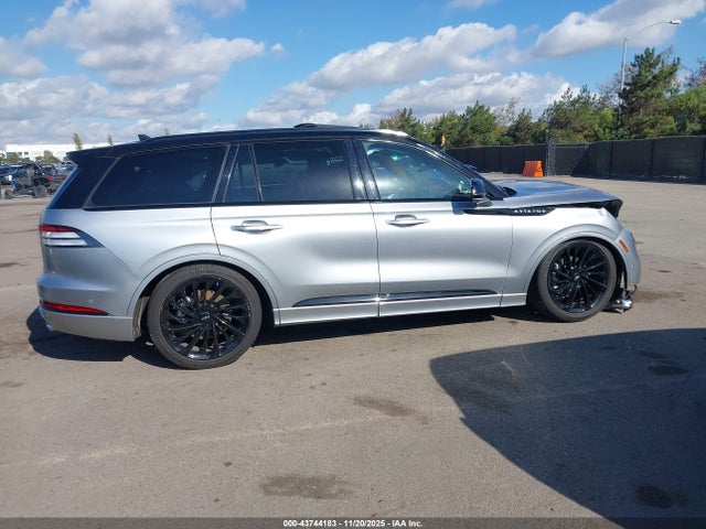 5LM5J9XC1PGL33177 Lincoln Aviator Black Label