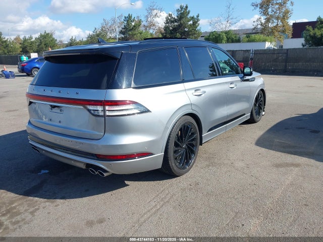 5LM5J9XC1PGL33177 Lincoln Aviator Black Label