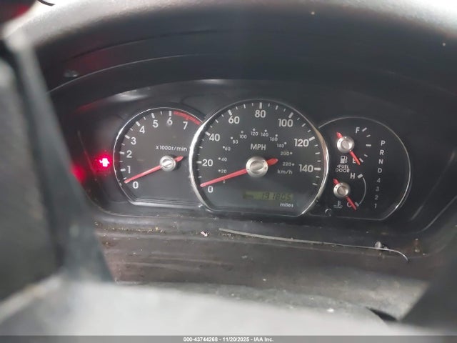 2010 MITSUBISHI ENDEAVOR 4A4JN3AS1AE018611 Photo 6