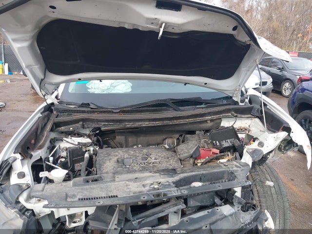 2017 MITSUBISHI OUTLANDER JA4AZ3A30HZ045316 Photo 9