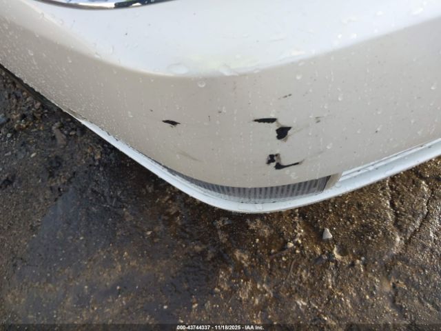 2010 CADILLAC DTS 1G6KH5EY1AU130234 Photo 5