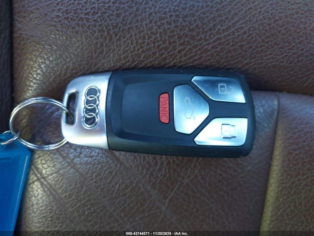 2017 AUDI A4 WAUDNAF49HN055884 Photo 10