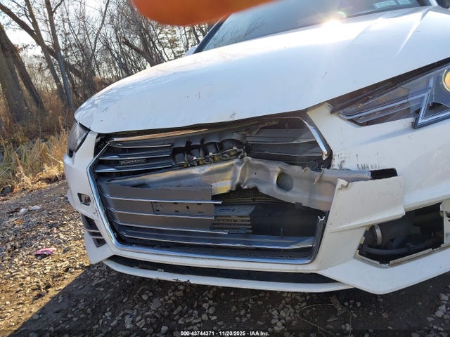 2017 AUDI A4 WAUDNAF49HN055884 Photo 5
