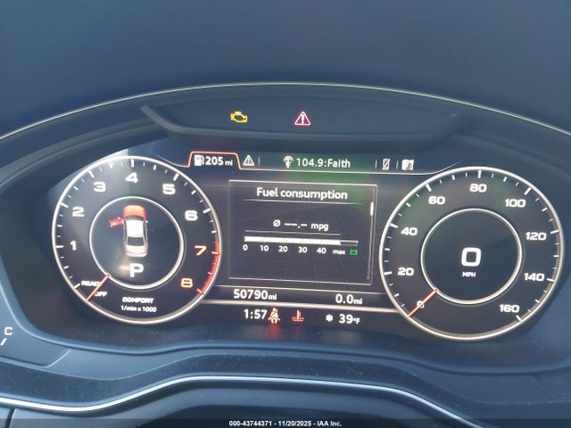 2017 AUDI A4 WAUDNAF49HN055884 Photo 6