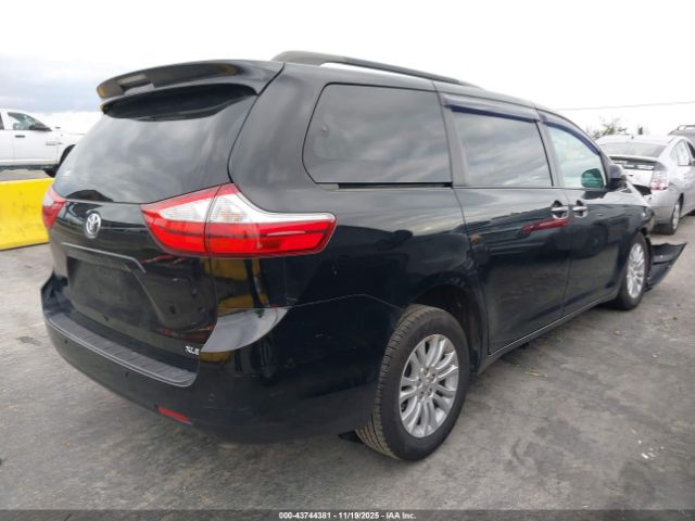 2017 TOYOTA SIENNA 5TDYZ3DC6HS851260 Photo 3