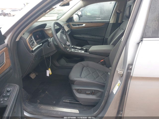 2024 VOLKSWAGEN ATLAS 1V2WR2CA0RC553631 Photo 4