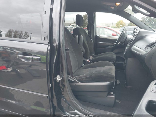 2C4RDGBGXFR625972 Dodge Grand Caravan Se