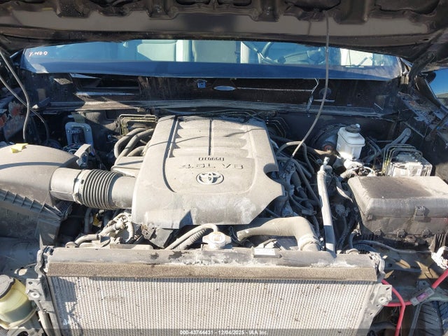5TFUM5F17KX084072 Toyota Tundra Sr 4.6l V8
