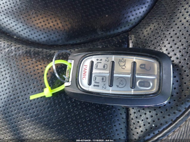 2021 CHRYSLER PACIFICA 2C4RC3GG6MR574200 Photo 10