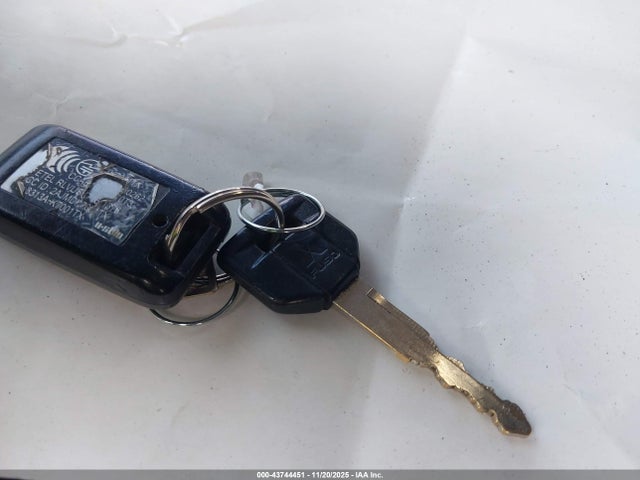 2019 MITSUBISHI FECZTS 4UZBYH115KGKR9739 Photo 10