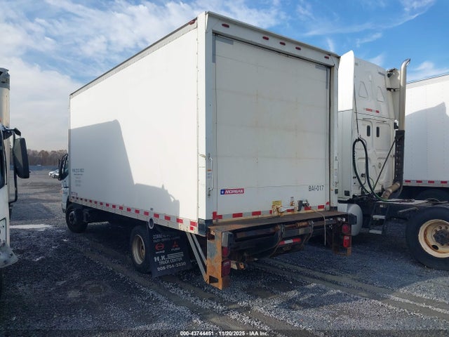 2019 MITSUBISHI FECZTS 4UZBYH115KGKR9739 Photo 2