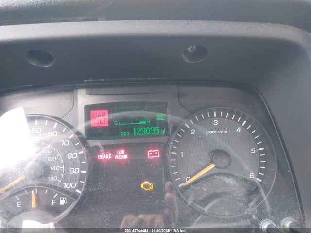 2019 MITSUBISHI FECZTS 4UZBYH115KGKR9739 Photo 5