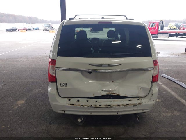 43744465 :رقم المزاد ، 2C4RC1CG3FR674610 vin ، 2015 Chrysler Town & Country Touring-l مزاد بيع