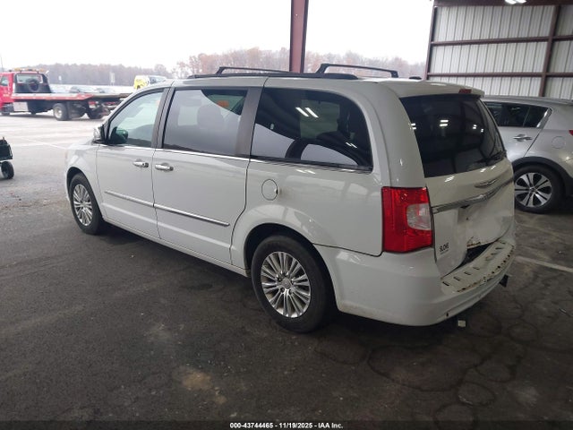 43744465 :رقم المزاد ، 2C4RC1CG3FR674610 vin ، 2015 Chrysler Town & Country Touring-l مزاد بيع