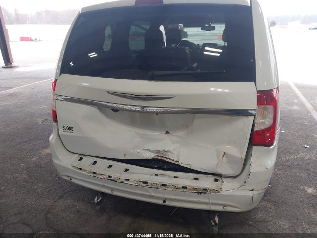 43744465 :رقم المزاد ، 2C4RC1CG3FR674610 vin ، 2015 Chrysler Town & Country Touring-l مزاد بيع