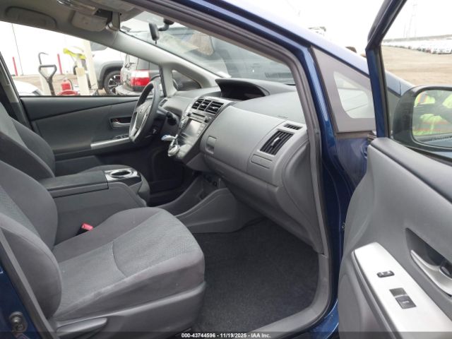 2013 TOYOTA PRIUS V JTDZN3EU3D3229654 Photo 4