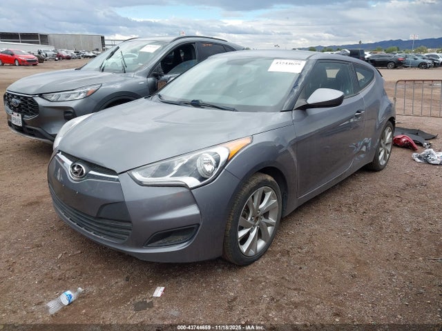 2016 Hyundai Veloster მანქანა იყიდება აუქციონზე, vin: KMHTC6AD2GU270399, აუქციონის ნომერი: 43744659