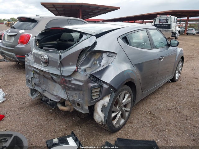 2016 Hyundai Veloster მანქანა იყიდება აუქციონზე, vin: KMHTC6AD2GU270399, აუქციონის ნომერი: 43744659
