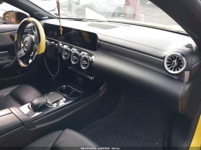 2020 MERCEDES-BENZ CLA 250 WDD5J4HBXLN077536 Photo 4