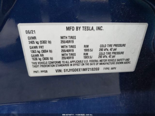 2021 TESLA MODEL Y 5YJYGDEE1MF218269 Photo 8