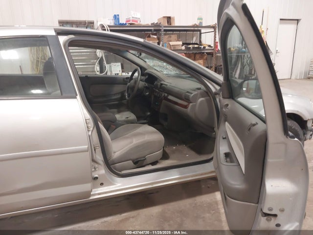 Продаж на аукціоні авто 2002 Chrysler Sebring Lx/lx Plus, vin: 1C3EL46X12N239513, номер лоту: 43744720