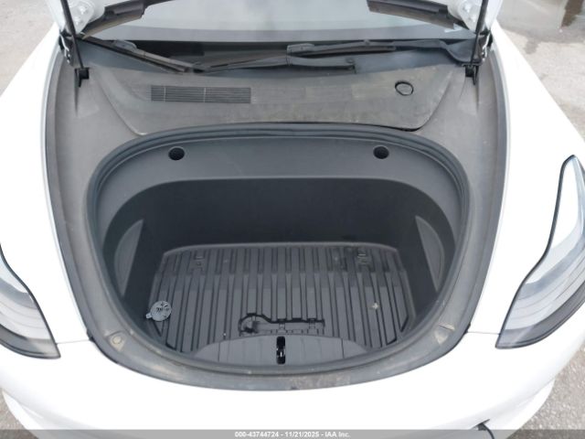 2022 TESLA MODEL 3 5YJ3E1EA9NF339807 Photo 9