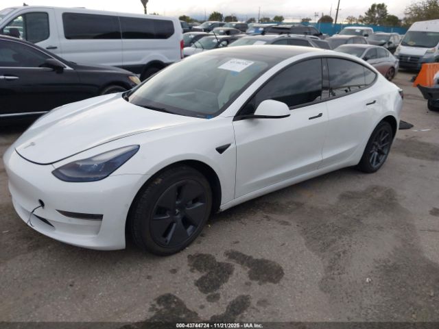 2022 TESLA MODEL 3 5YJ3E1EA9NF339807 Photo 1