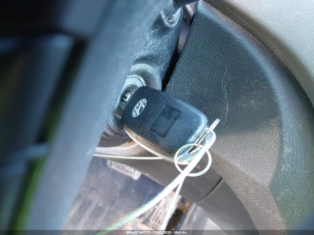 5NMZT3LB2JH079122 Hyundai Santa Fe Sport 2.4l