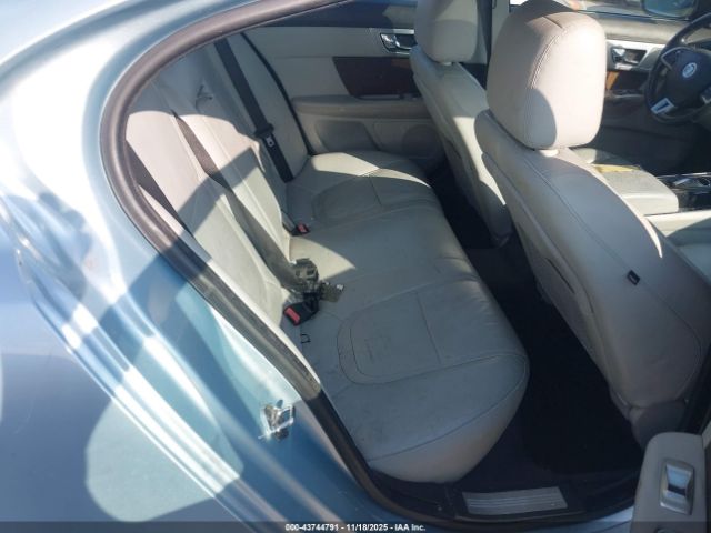 2013 JAGUAR XF SAJWA0ES8DPS99771 Photo 7