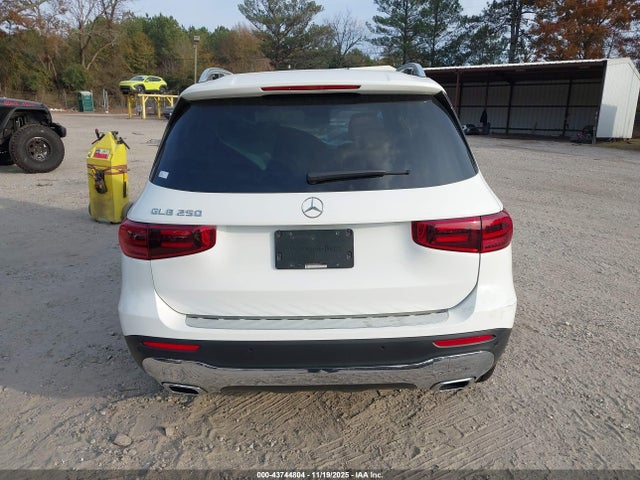 W1N4M4GB9SW404329 Mercedes-Benz GLB 250
