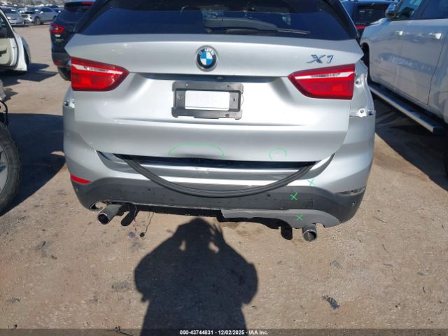 2017 BMW X1 WBXHT3C3XH5F69475 Photo 5