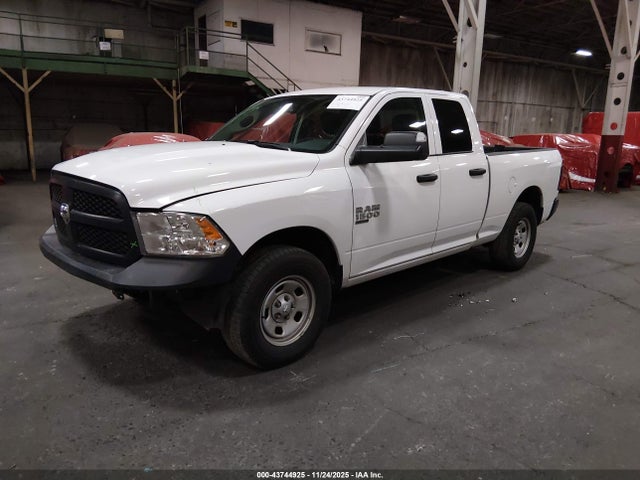 43744925 :رقم المزاد ، 1C6RR7FG8NS223724 vin ، 2022 Ram 1500 Classic Tradesman  4x4 6'4 Box مزاد بيع