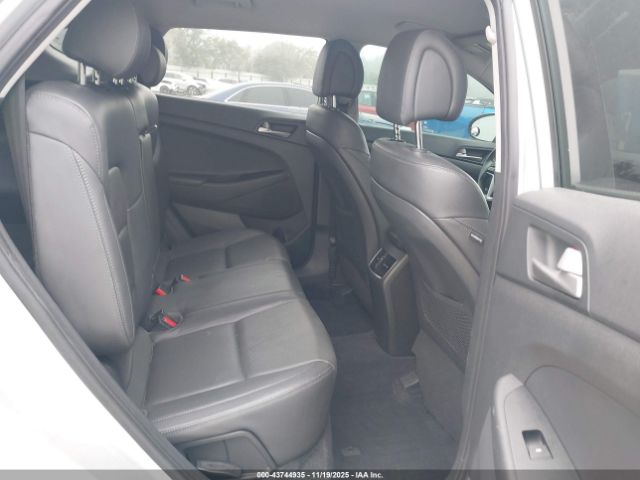 2018 HYUNDAI TUCSON KM8J3CA4XJU817075 Photo 7