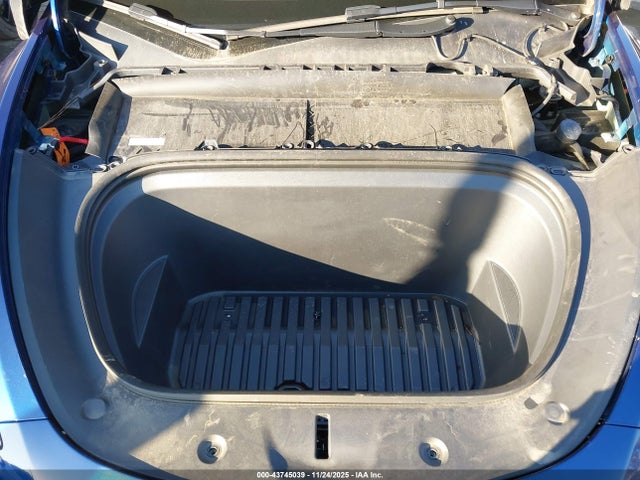 2023 TESLA MODEL Y 7SAYGDEE5PF890004 Photo 9