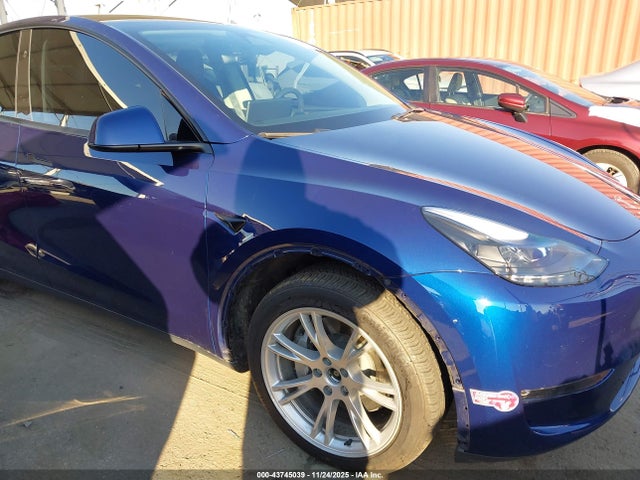 2023 TESLA MODEL Y 7SAYGDEE5PF890004 Photo 5