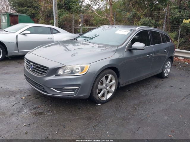2016 VOLVO V60 YV140MEK4G1296965 Photo 1