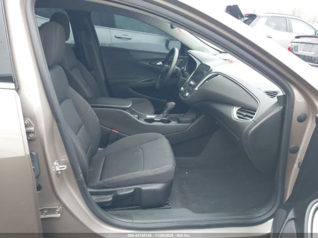 2022 CHEVROLET MALIBU 1G1ZB5ST9NF210227 Photo 4