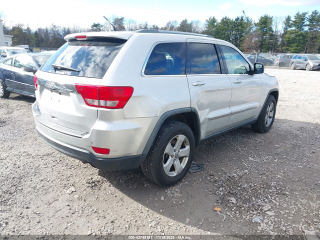 2011 JEEP GRAND CHEROKEE 1J4RR4GG5BC632205 Photo 3