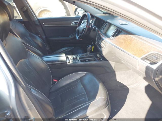 2015 HYUNDAI GENESIS KMHGN4JE3FU070977 Photo 4