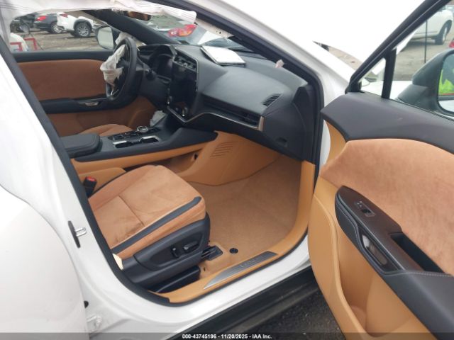 2023 LEXUS RZ 450E JTJAAAAB6PA010315 Photo 4