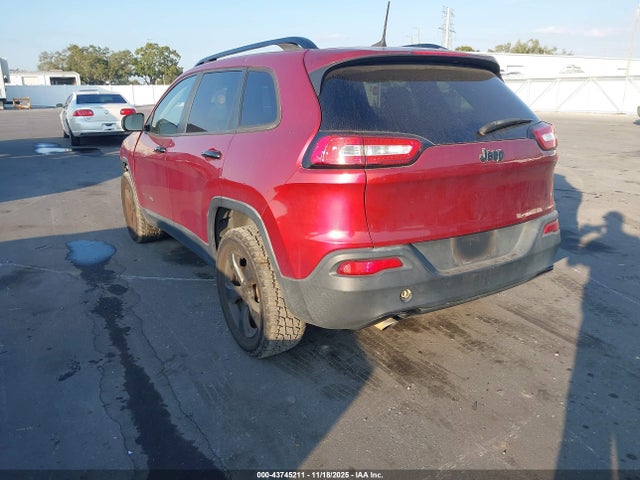 43745211 :رقم المزاد ، 1C4PJLAB2HW578381 vin ، 2017 Jeep Cherokee Altitude Fwd مزاد بيع